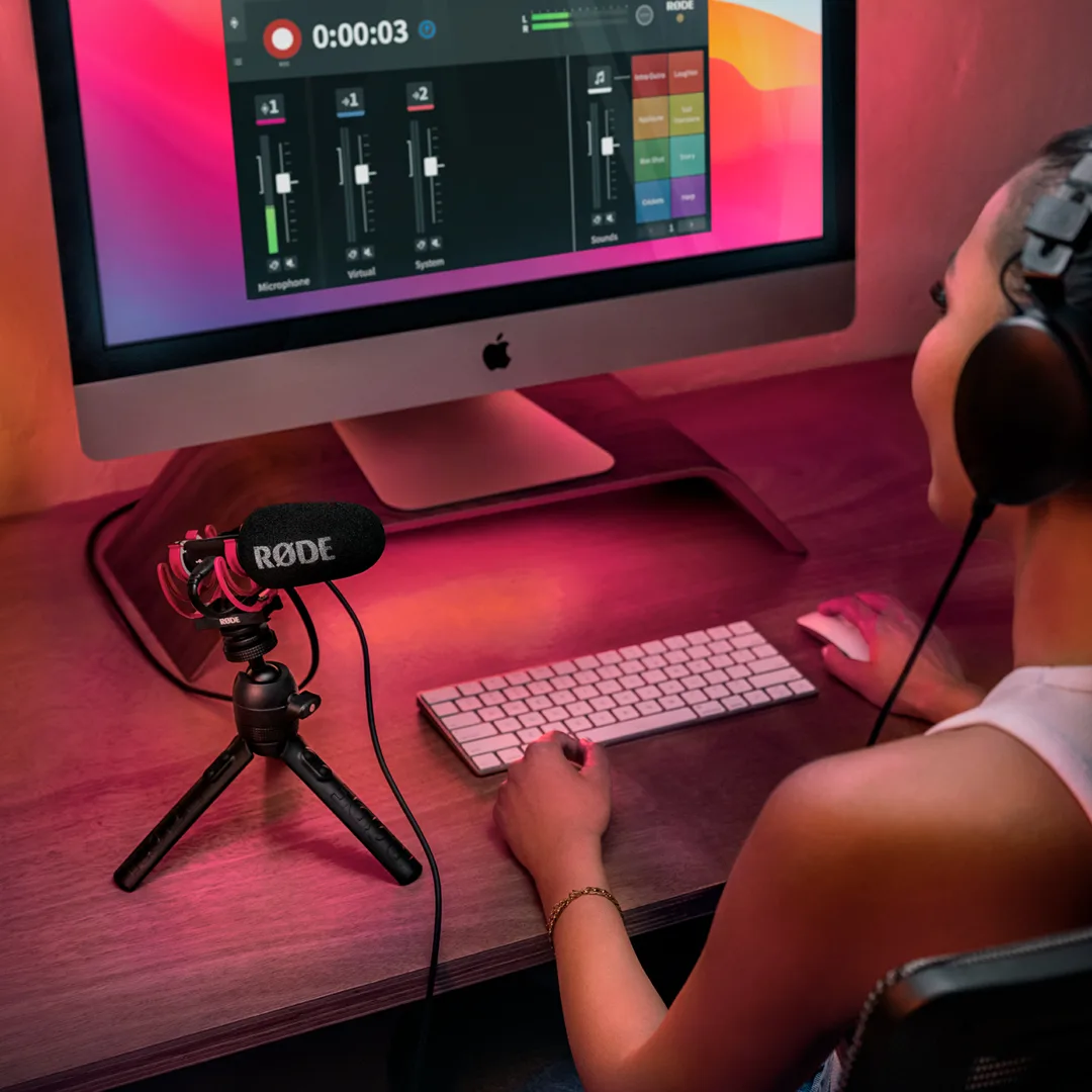 Micro Rode VideoMic Go II cấp nguồn qua cổng usb