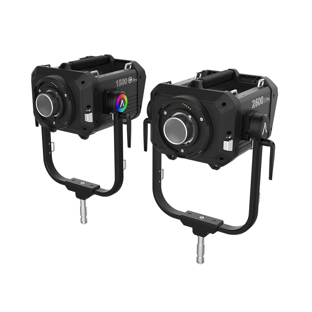 Aputure Electro Storm CS15 và Electro Storm XT26 kèm phụ kiện F14 Fresnel