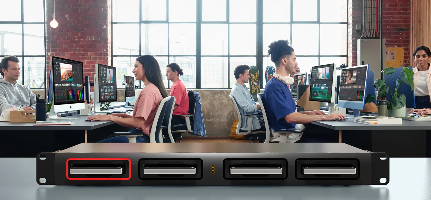 bLACKMAGIC cLOUD DOCK 4