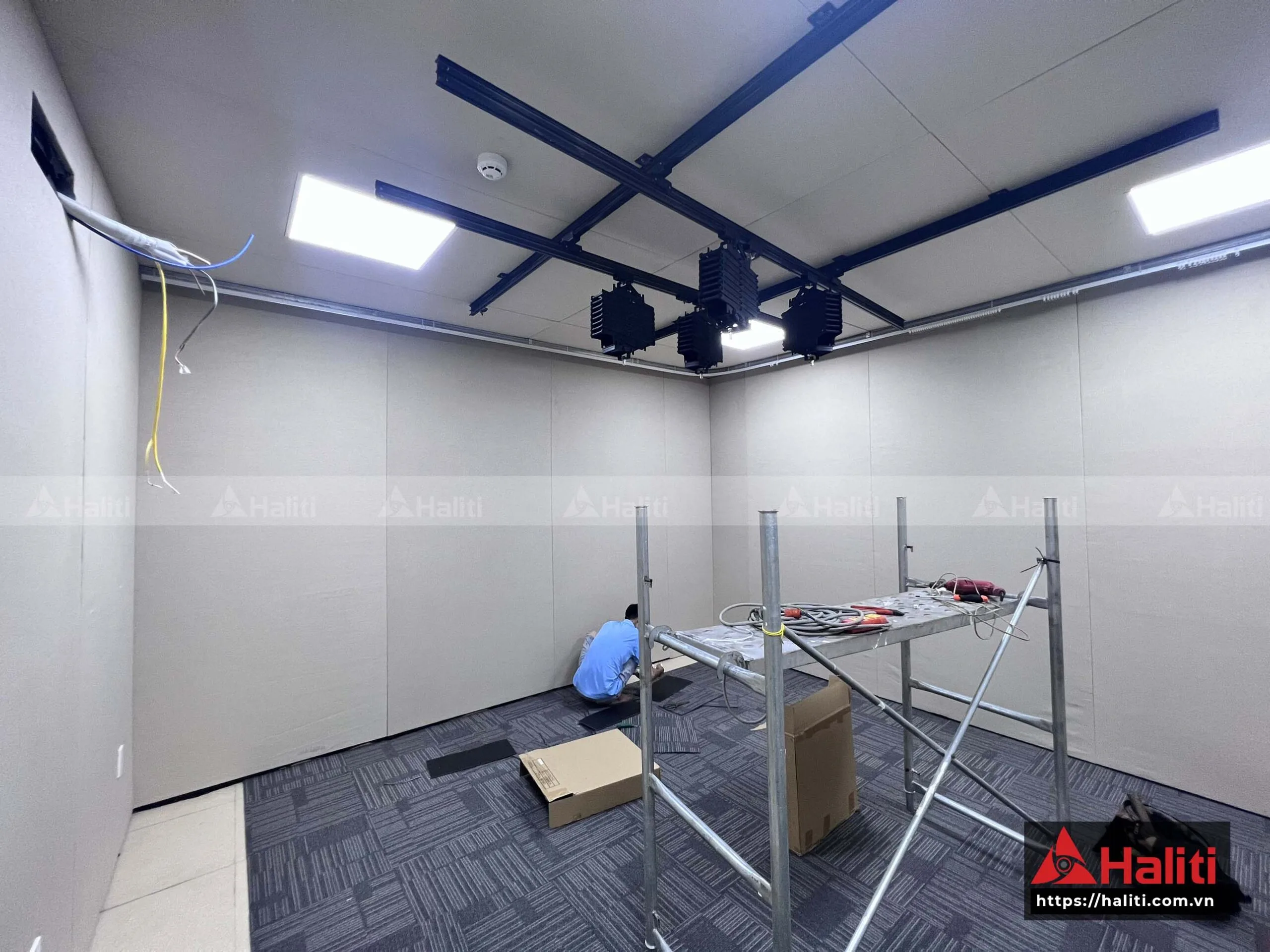Thi công trường quay studio