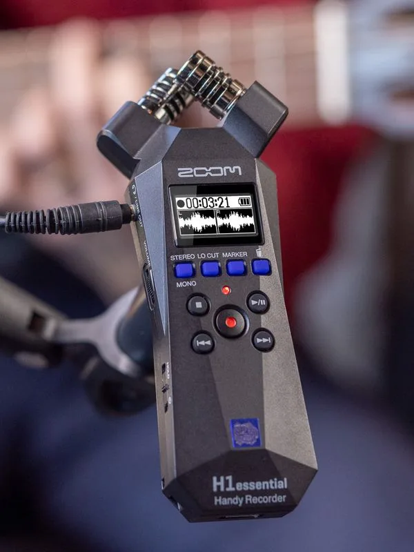 Zoom H1essentail