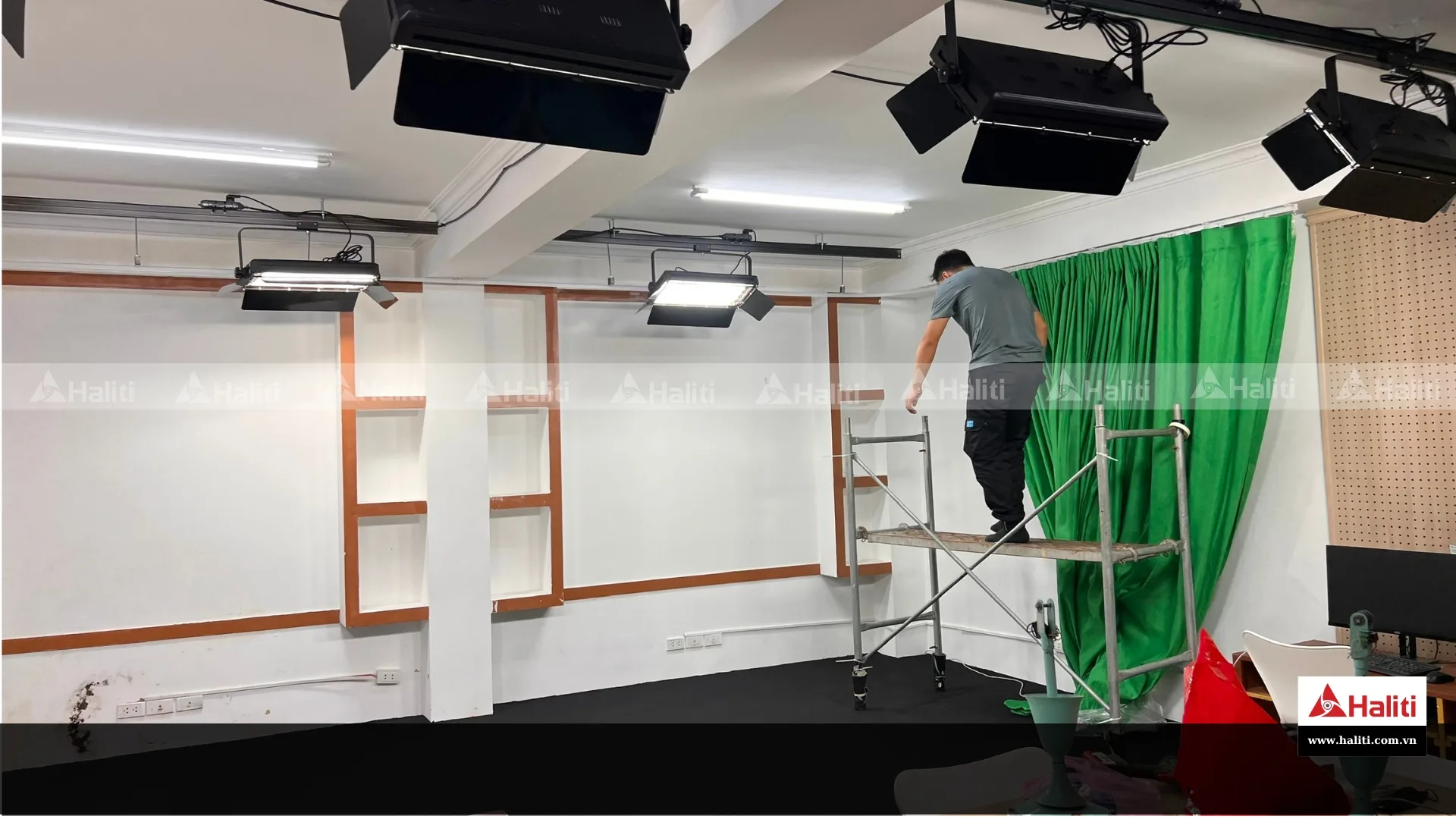 thi công trường quay ảo - báo pháp luật media