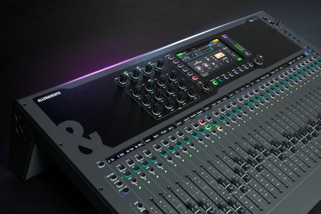allen & heath QU-7