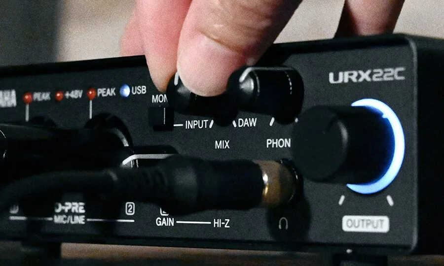 Yamaha URX22c