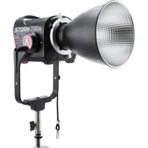 aputure storm 700x