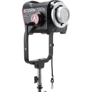 aputure storm 700x