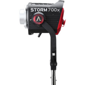 aputure storm 700x