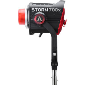aputure storm 700x