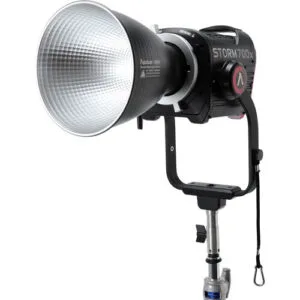 aputure storm 700x