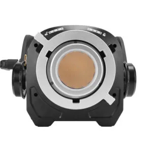 aputure storm 700x