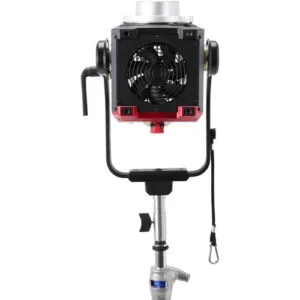aputure storm 700x