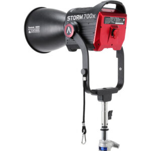 aputure storm 700x