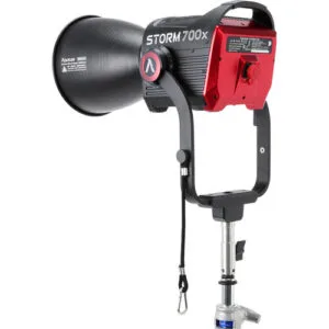 aputure storm 700x